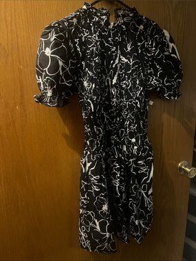 Scoop Black & White Floral Midi Dress